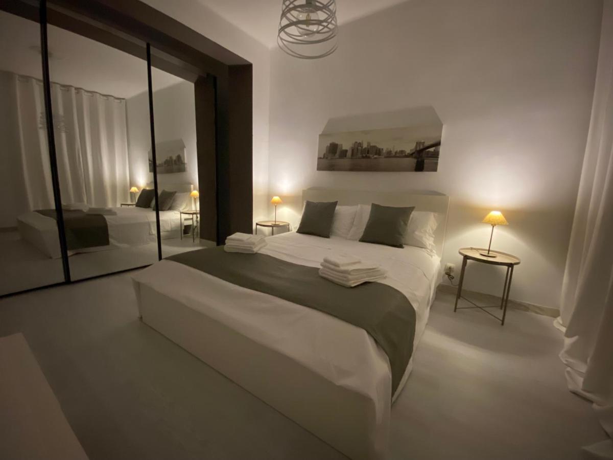 Apartamento Dimora De Amicis 88 Bari Exterior foto