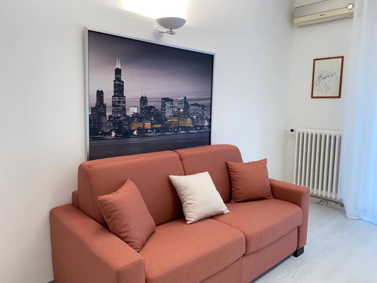 Apartamento Dimora De Amicis 88 Bari Exterior foto