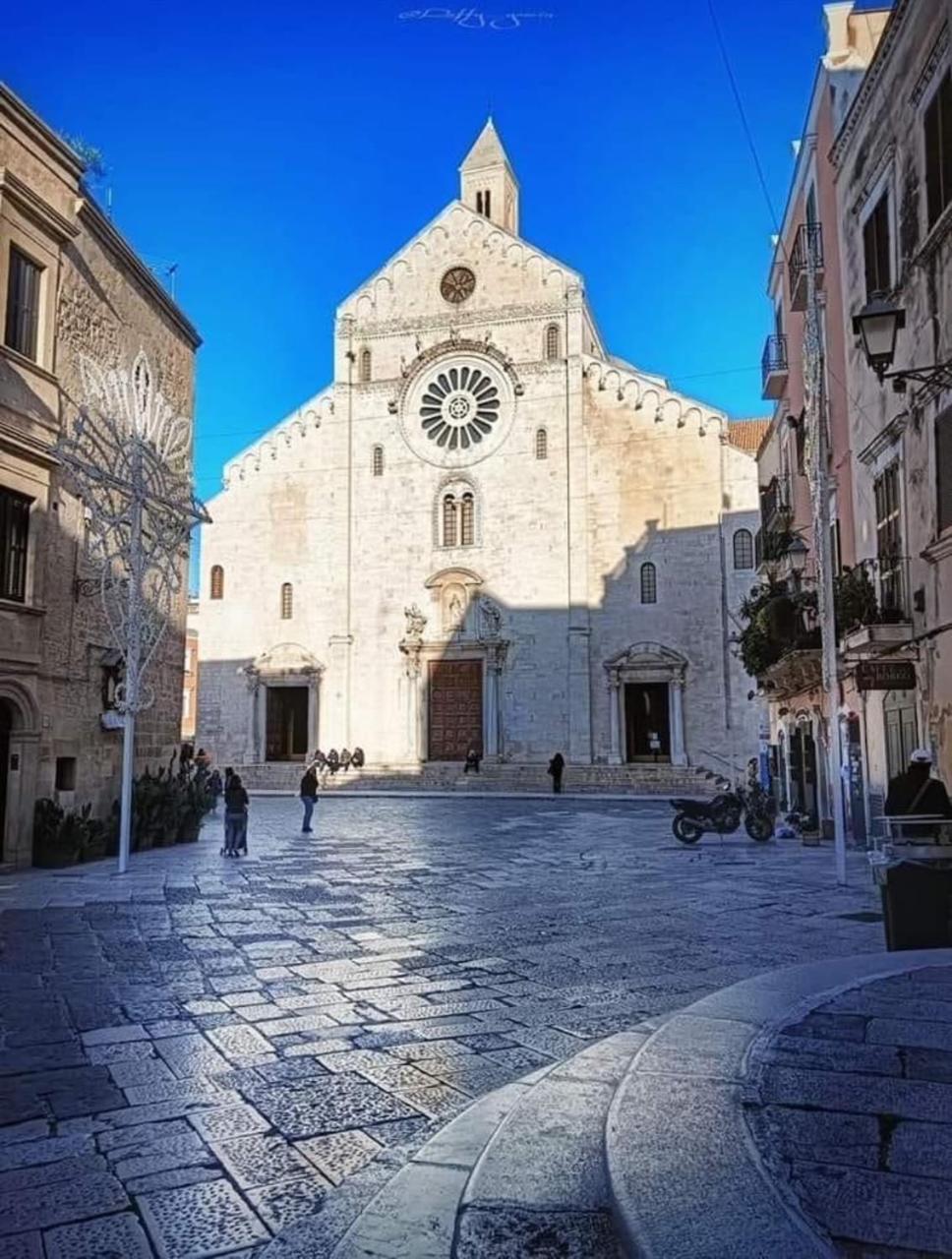 Apartamento Dimora De Amicis 88 Bari Exterior foto